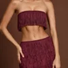 Top scurt cu bretele și franjuri Bruma, de culoare roșu vin Top scurt cu bretele și franjuri Bruma, de culoare roșu vin