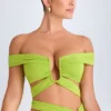 Top scurt cu decupaje și umeri decupați Zene în verde lime Top scurt cu decupaje și umeri decupați Zene în verde lime