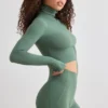 Top scurt cu guler înalt Soft Active, culoare kaki Top scurt cu guler înalt Soft Active, culoare kaki