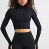 Top scurt cu guler înalt Soft Active, negru Top scurt cu guler înalt Soft Active, negru