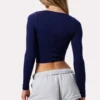 Top scurt cu mâneci lungi și drapaje, în culoarea bleumarin Top scurt cu mâneci lungi și drapaje, în culoarea bleumarin