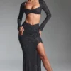 Top scurt cu mâneci lungi și ornamente Lumina, negru