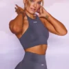 Top scurt fără cusături, cu guler înalt, în culoarea gri Top scurt fără cusături, cu guler înalt, în culoarea gri