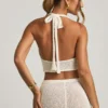 Top scurt Gianna cu gât halter din țesătură bouclé, alb Top scurt Gianna cu gât halter din țesătură bouclé, alb