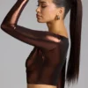 Top scurt Rana cu decolteu adânc din jersey metalic, culoare bronz cupru Top scurt Rana cu decolteu adânc din jersey metalic, culoare bronz cupru