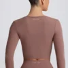 Top scurt Soft Active cu decolteu în formă de inimă, culoare Mocha