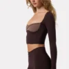 Top scurt Soft Active cu detaliu răsucit în față, culoare Espresso Top scurt Soft Active cu detaliu răsucit în față, culoare Espresso
