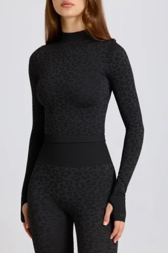 Top termic cu mâneci lungi, model leopard negru