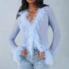 Top transparent Elisia cu bordură din pene, în albastru deschis