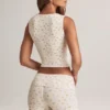 Top vestă cu nasturi din modal cu nervuri Lene, cu imprimeu floral Top vestă cu nasturi din modal cu nervuri Lene, cu imprimeu floral