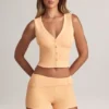 Pantaloni scurți Nina Modal cu talie medie și pliu, culoare piersică Pantaloni scurți Nina Modal cu talie medie și pliu, culoare piersică