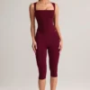 Top Vivee din modal cu gât pătrat, culoare vin Top Vivee din modal cu gât pătrat, culoare vin