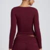 Topuri cu mâneci lungi și volane Emry Modal, culoare prune Topuri cu mâneci lungi și volane Emry Modal, culoare prune