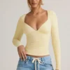 Topuri cu mâneci lungi și volane Emry Modal, în culoarea galben crem