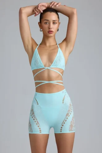 topuri de bikini liberty cu bretele ncruciate i ornamente n culoarea albastru ghea 1 330x495 - Topuri de bikini Liberty cu bretele &icirc;ncrucișate și ornamente, &icirc;n culoarea albastru gheață