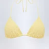 Topuri de bikini triunghiulare Recife cu broderie englezească, în galben lămâie Topuri de bikini triunghiulare Recife cu broderie englezească, în galben lămâie