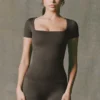 Tricou fără cusături Super Sculpt, maro Tricou fără cusături Super Sculpt, maro