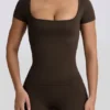 Tricou fără cusături Super Sculpt, maro Tricou fără cusături Super Sculpt, maro