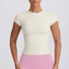 Tricou lung cu decupaje, culoare crem Tricou lung cu decupaje, culoare crem