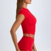 Tricou scurt transparent cu volane Santana în roșu aprins Tricou scurt transparent cu volane Santana în roșu aprins
