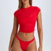 Tricou scurt transparent cu volane Santana în roșu aprins Tricou scurt transparent cu volane Santana în roșu aprins